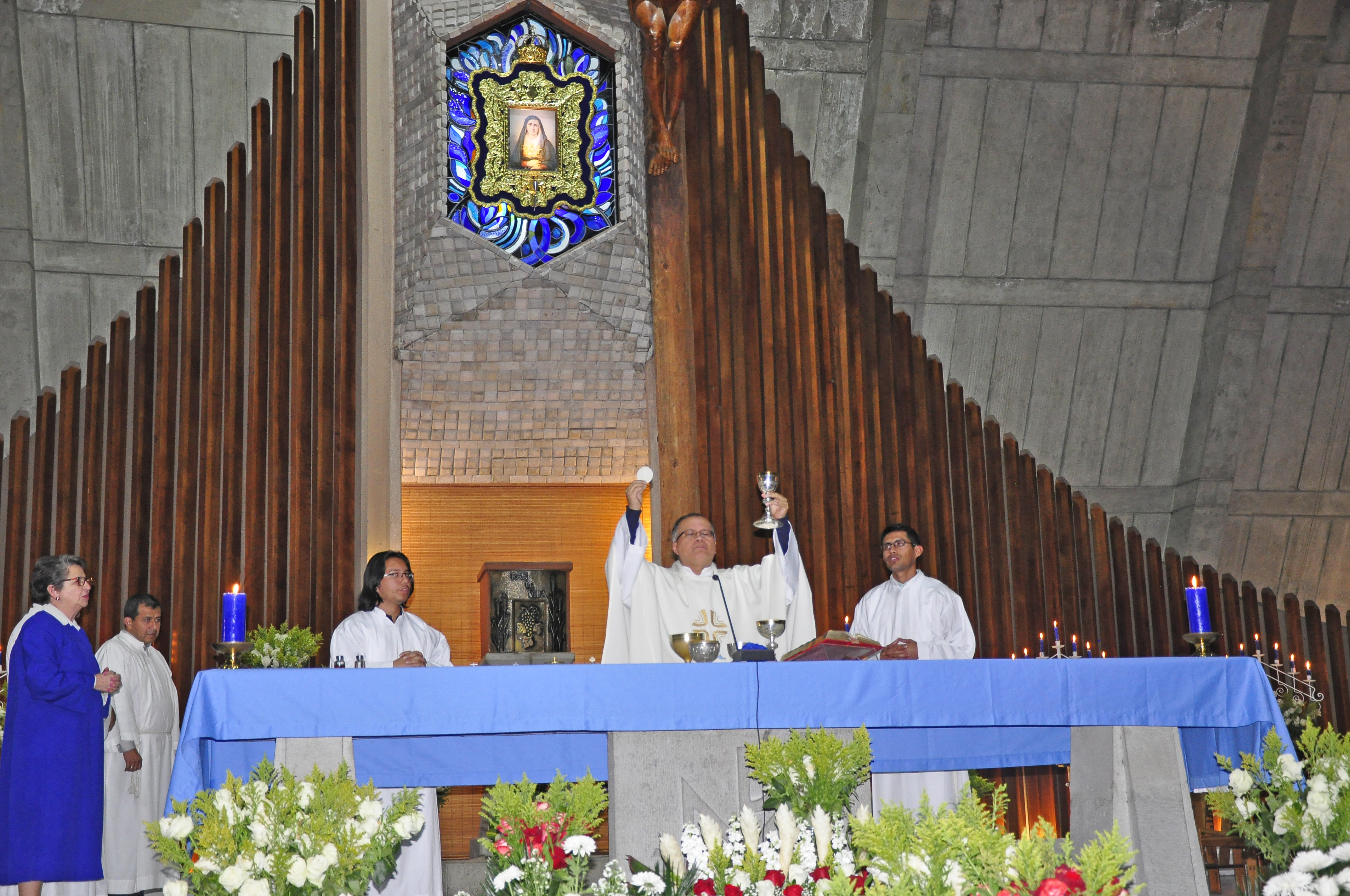 Primer Día De La Novena En Honor A Nuestra Madre Dolorosa | Parroquia ...